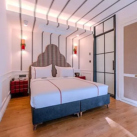 Khai Karakoy *